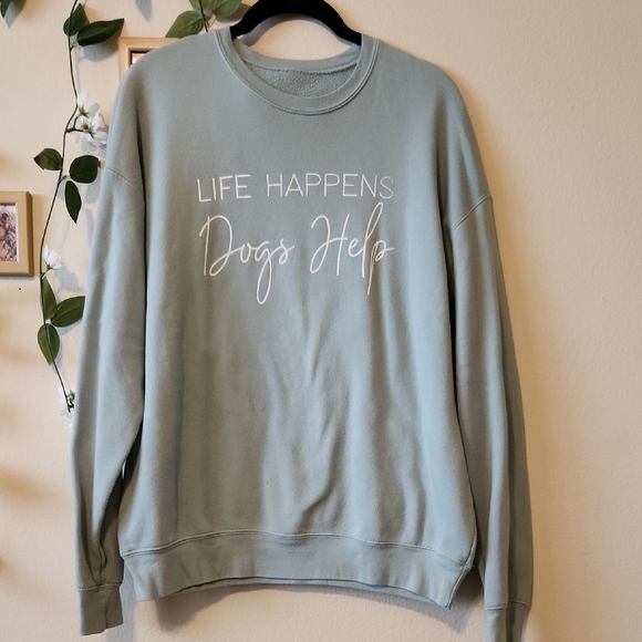 Tops - Women's Sage Green Graphic Crewneck - M